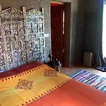 La Guarida 2*
